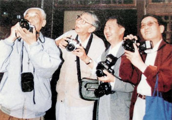 四大古建摄影家，左起：郑孝燮，张开济，罗哲文，萧默