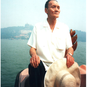 忆胡志明银质奖章得主潘明君